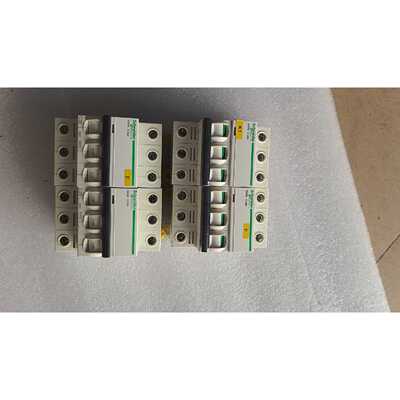 议价出断路器型号是iC65N3PC20A一共6只维修