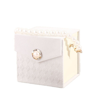 精美珍珠链结婚喜糖盒空盒免折叠绒布山茶花手提礼品盒小礼盒硬盒