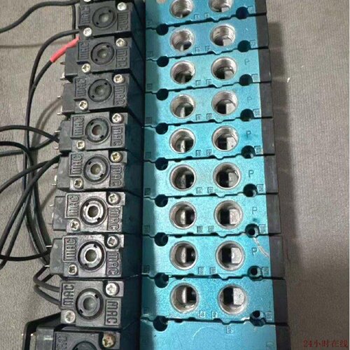 可维修MAC电磁阀型号YV120100A24VDC原装拆机件带线数量多成色如