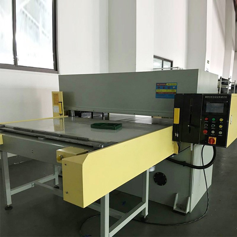 定制精密四柱裁断机液压自动裁断机皮革布料海绵冲床下料机裁切机