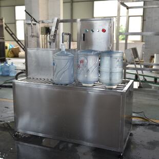 上盖一体简易便宜灌装 水清洗灌装 设备 机生产线桶装 小型液体灌装