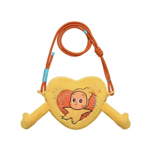 POPMART泡泡玛特星星人怦然星动系列牵手爱心包毛绒大容量送礼