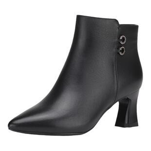 蜘蛛王加绒真皮尖头高跟短筒靴女鞋2025秋冬新款粗跟踝靴牛皮短靴