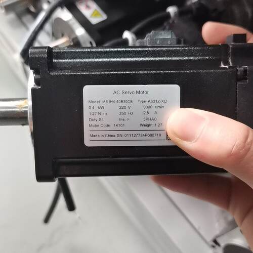 溢价-汇川伺服电机MS1H4-40B30CB-A331Z-XD 参