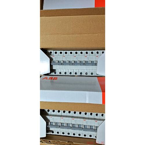 在线议价全新 ABB 微型断路器 SE202-C6