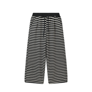 布丁哈鲁童装冬装女童百搭裤子2026秋冬新款儿童宽松条纹针织裤