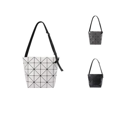 三宅一生格子包单肩包斜挎包