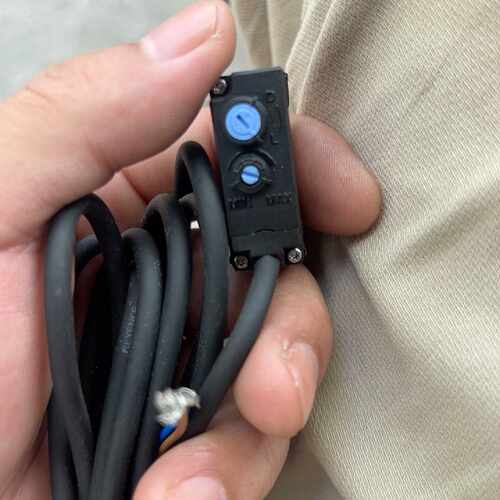 咨询后拍KEYENCE基恩士光电传感器