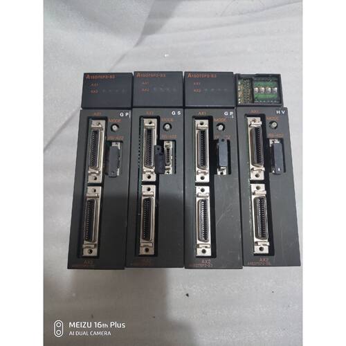 PLC模块A1SD75P2-S3  有4个，其中一个上面询价