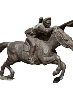 军人玻璃钢博物馆雕塑仿铜
