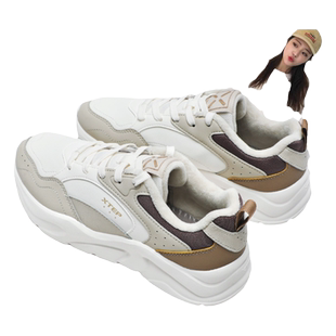 特步女棉鞋女款春季防水跑步鞋皮面加绒保暖休闲鞋子冬天运动鞋女