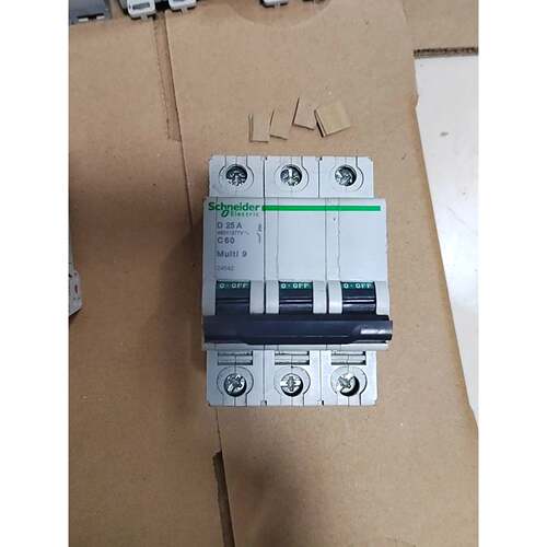 〔议价-可维修〕Multi9 C60 断路器 3P