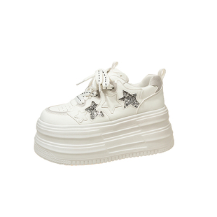 内增高小白鞋女2026春季新款配阔腿裤的爆款时尚厚底运动休闲板鞋