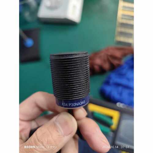 议价现货XS4P30NA340接近开关原装正品全新