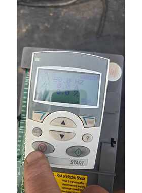 询价变频器ACS510-01-07A2-4 年份新 带中文