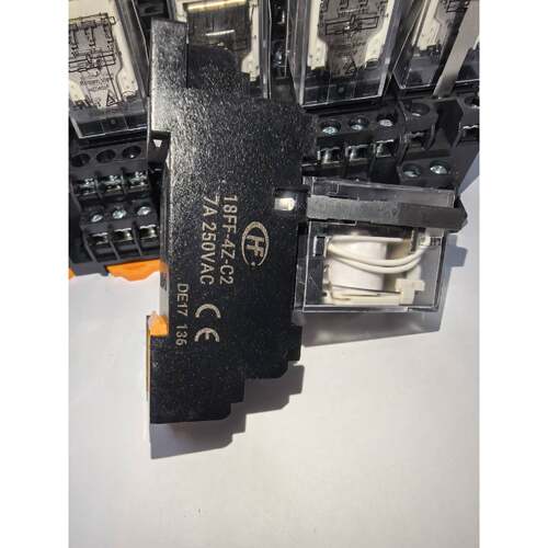 询价宏发HF18FF中间继电器型号18FF4ZC2线圈电议价