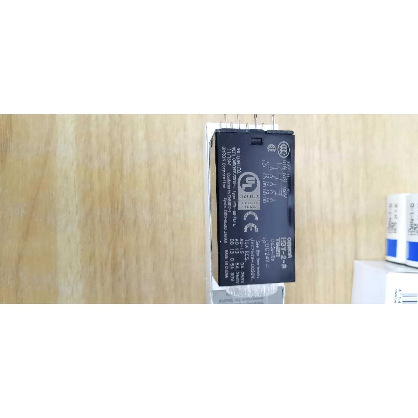 议价omRon欧姆龙H3Y-2-B时间继电器，8脚、24V全新原