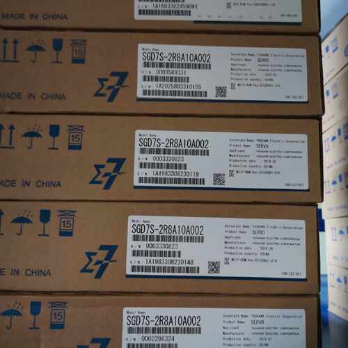 议价全新原包装正品安川5系列伺服电机SGD7S-2R8A10A002质保包邮