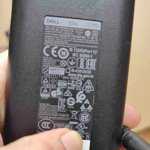 原装戴尔LA65NM130电源适配器，成色如图， 好 如需议价