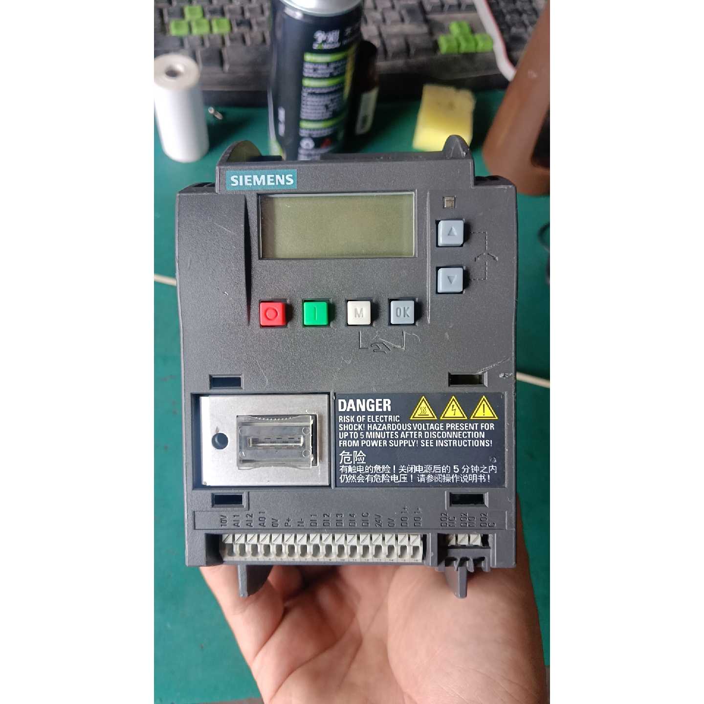 议价4849#三相0.75KW380V,西门子V20变频器,型号