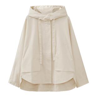 水云间白色连帽风衣女短款外套户外运动风上衣宽松轻盈2026春新款