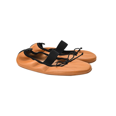 里外全皮+真皮大底+=高智感单鞋