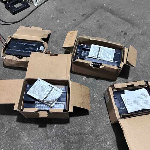 议价欧姆龙PLC －堆4样，CP1H-X40DT-D/1个，CP