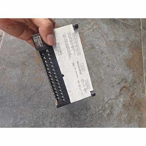 议价拆机原装欧姆龙cp1h-x40dt-d，
