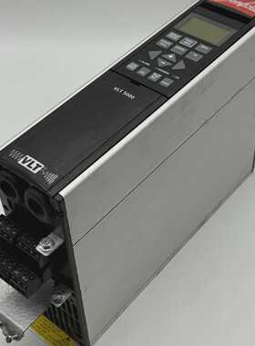 Danfoss VLT5000  VLT5005PT5B20EBR3D0F00A00C0 Frequenzumricht