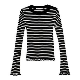 水云间撞色条纹喇叭袖针织衫女秋冬新款2025羊毛保暖长袖内搭上衣