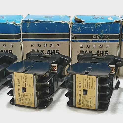 ANAM PAK-4HS22 MAGNETIC RELAY 6A ANAM IND CO LTD (LOT OF 4)