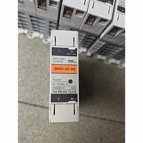 议价固态继电器SS1013ZD3AC240V输入10维修
