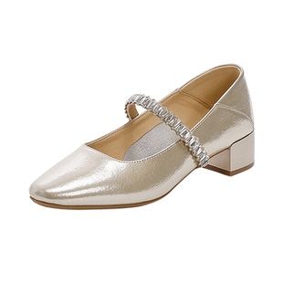 红蜻蜓时尚配裙子单鞋女款2026新款粗跟女鞋一脚蹬中跟白色小皮鞋