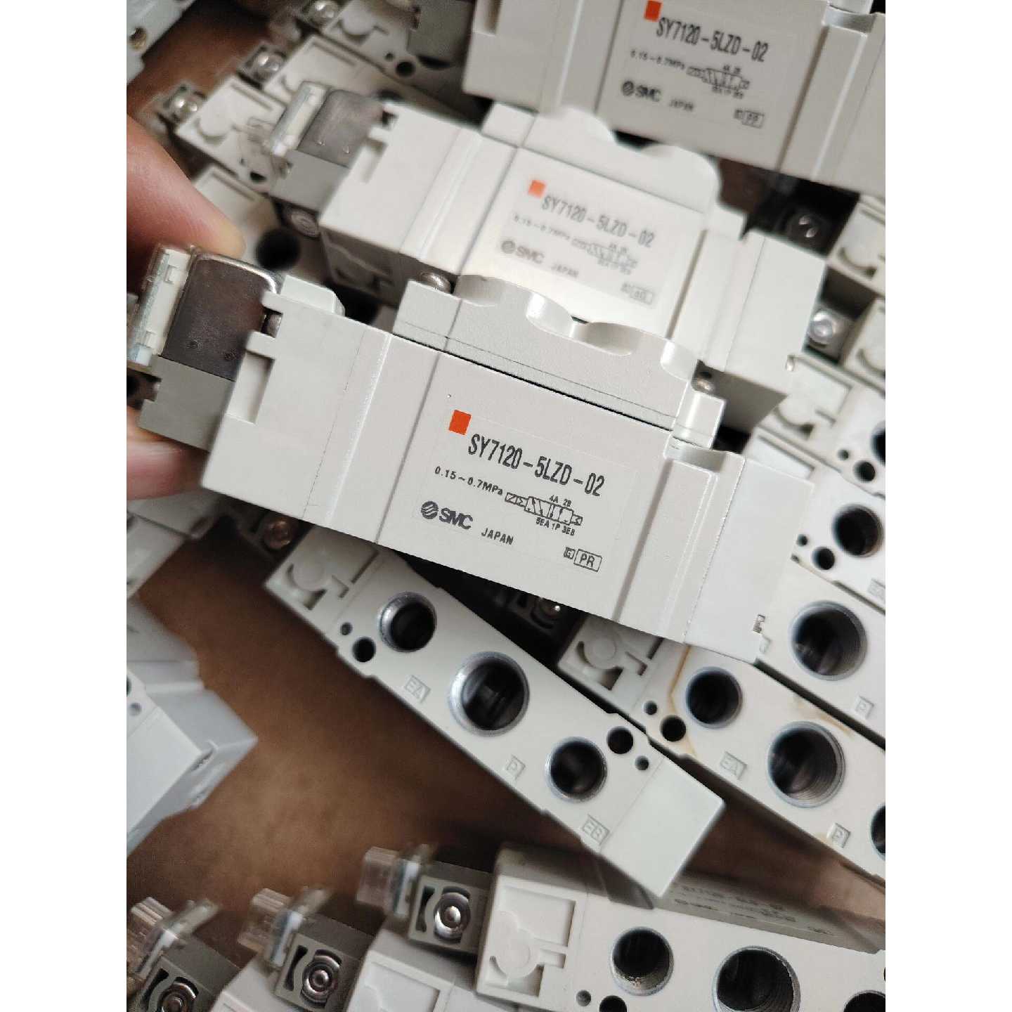 询价-电磁阀SY71205LZD02电压24V