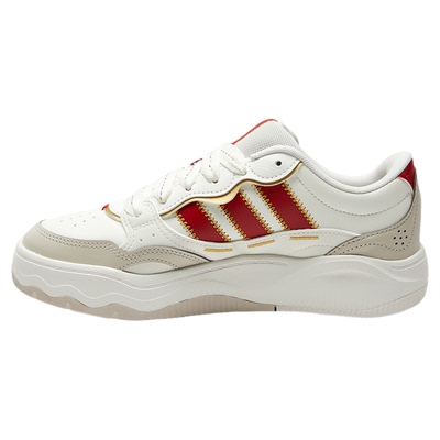 阿迪达斯运动休闲板鞋