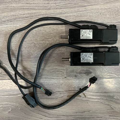 溢价-汇川ISMH1-10B30CB-U232Z伺服电机，100W