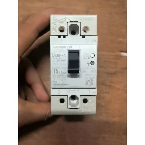 〔议价-可维修〕漏电断路器 NV30-FA 15A 100-200VAC