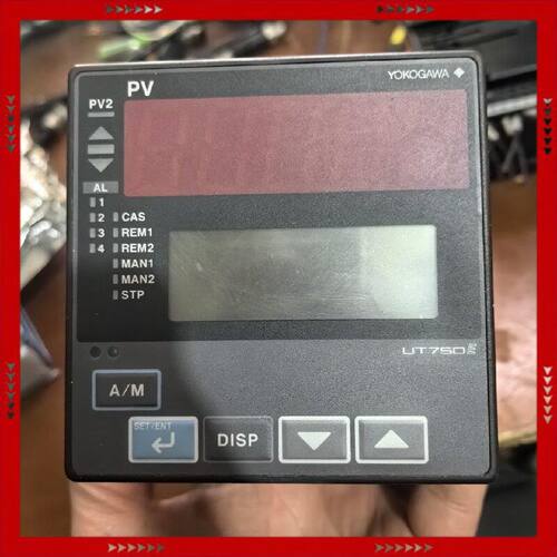 【问价】YOKOGAWA UT750-00 横河温度控制器，成色如图