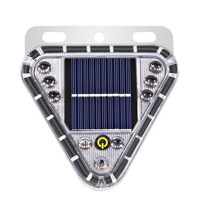 三角形太阳能警示爆闪灯