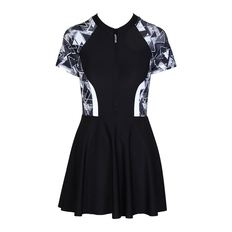 新款女士时尚运动游泳衣保守遮肉显瘦短袖裙式连体泳衣微胖平角