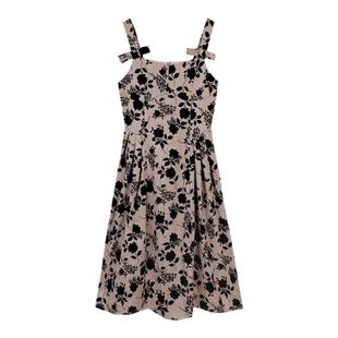 弥古复古蝴蝶结连衣裙女气质高级感植绒吊带裙秋冬碎花背带裙长裙