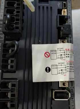 议价三菱伺服MR-J4W2-44B77B原装正品欢迎询价议价出售供应J4系列