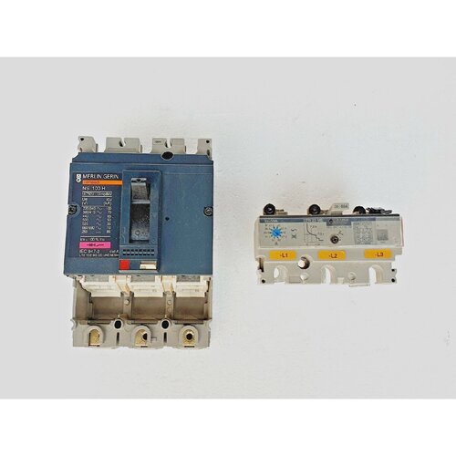 MERLIN GERIN NS100H Circuit Breaker Switch with 50A Trip Uni