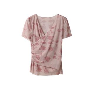 POPCHRIO欧可芮◆复古交叠V领镂空印花修身T恤薄款休闲短袖上衣女