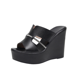 真皮坡跟拖鞋女夏外穿时尚松糕厚底试衣间一字拖防滑高跟牛皮凉拖