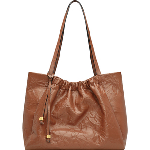 金利来牛皮托特包女新款大容量单肩通勤包高级质感慵懒风Hobo包包