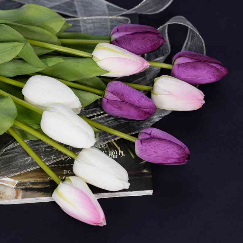 手感保湿郁金香仿真花高级感逼真假花摆设客厅花艺摆件高档仿生花