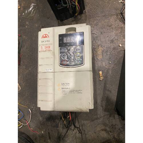 询价SK变频器3100-5R5G/7R5P-4F，安装脚4只角都