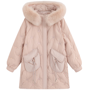 元气少女风亮片刺绣300斤胖mm胖莹大码女装减龄连帽大毛领羽绒服