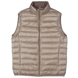 男士立领羽绒马甲雪中飞